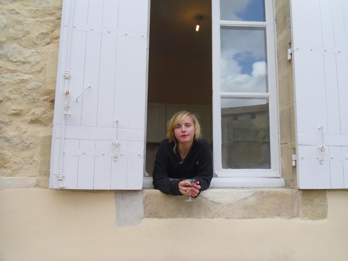 Romantic Gite Nr St Emilion With Private Pool And Views To Die For Pujols  外观 照片